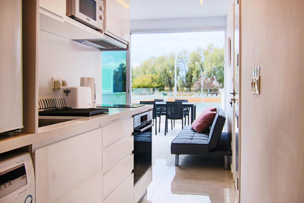 파포스 Phaedrus Living - Seaside Luxury Flat Harbour 108 아파트 외부 사진